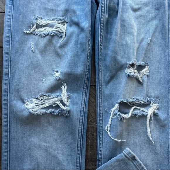 Hollister Jeans Mens 31x32 Light Blue Stacked Skinny Advanced Stretch Distressed - Picture 3 of 10